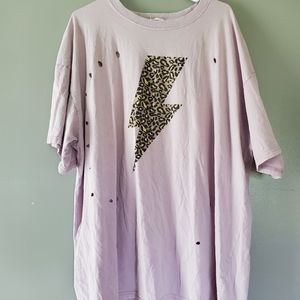 Easel Short Sleeve Distressed Shirt